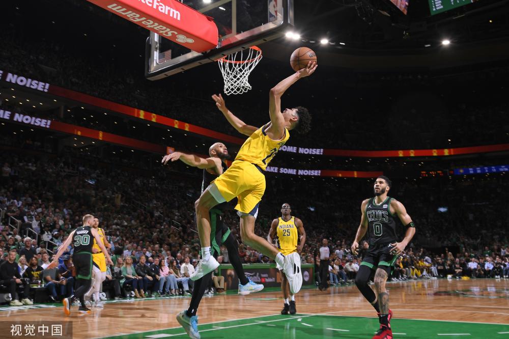 两场比赛中 两场比赛中